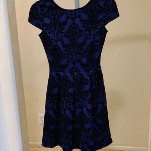 B Darlin Blue/ Black Floral Velvet Applique Sleeveless Dress Size 5/6